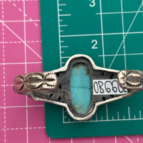 Sold ❤️ Turquoise southwestern sterling silver cuff - Picture 6 of 11